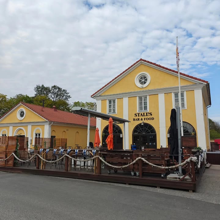 Stall's Bar & Food